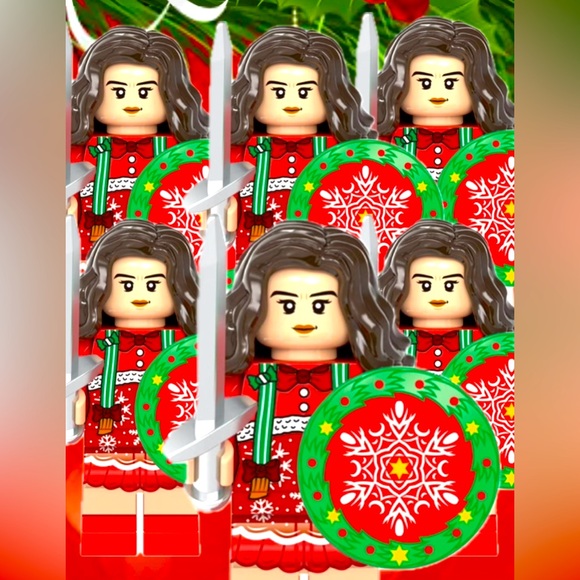 Holiday Wonder Woman - Picture 1 of 1